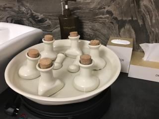 Salon de Manucure Centre de Beauté Léa-Rose 0