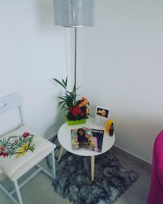 Salon de Manucure NO FUN TATTOO 0