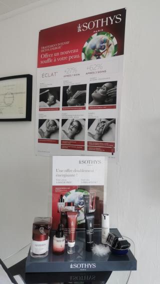 Salon de Manucure So de l'Ange 0