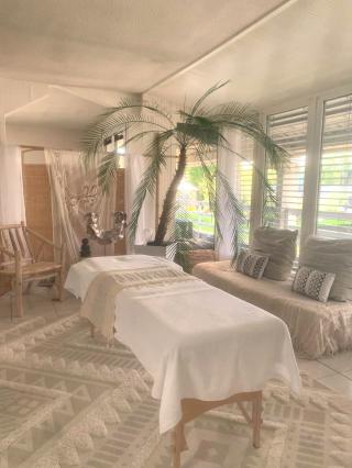 Salon de Manucure Unis vers L 0