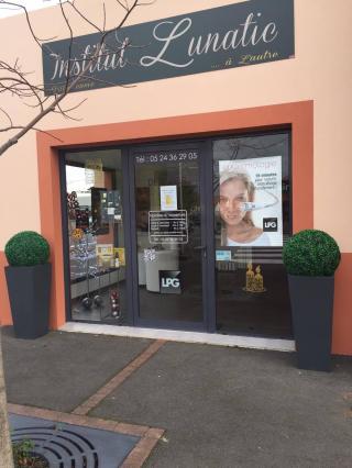 Salon de Manucure Institut Lunatic 0