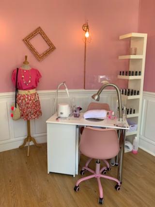 Salon de Manucure Coffee Nails Beaune 0