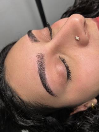 Salon de Manucure Yass brow 0