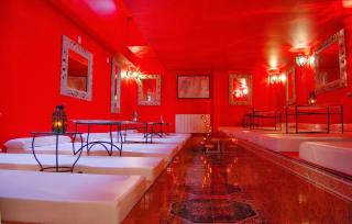 Salon de Manucure Les Bains d'Orient 1