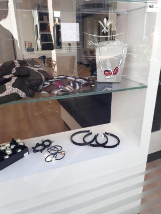 Salon de Manucure DESSANGE - Coiffeur Mantes La Jolie 0