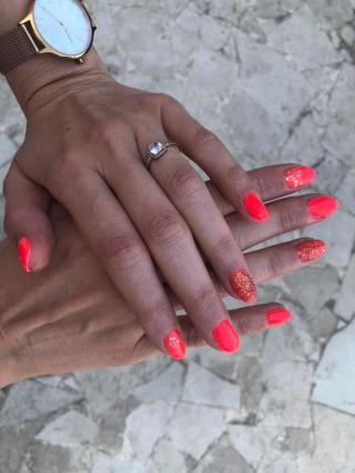 Salon de Manucure Le boudoir des filles 0