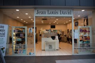 Salon de Manucure Jean Louis David - Coiffeur Nanterre 0