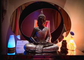 Salon de Manucure Suiteroom Spa Massage Naturiste 1