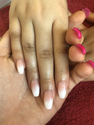 Salon de Manucure Institut De Beauté Beau Monde, ESTELLE BEAUTÉ 1