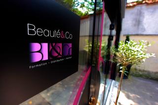 Salon de Manucure Beauté & Co 0