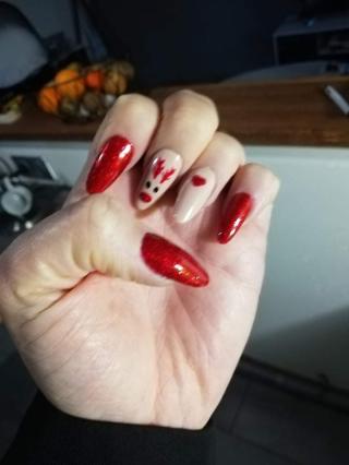 Salon de Manucure L'ongle de Saphir 0