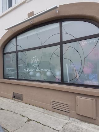 Salon de Manucure A fleur de peau 0