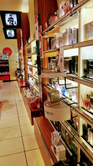 Salon de Manucure Nocibé - MACON CARNOT 0