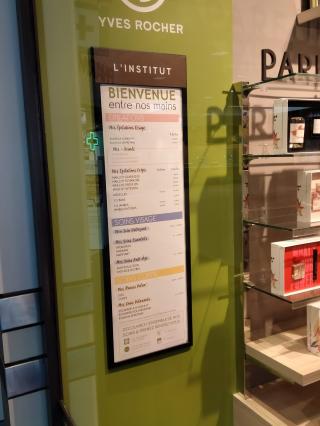 Salon de Manucure Yves Rocher 0