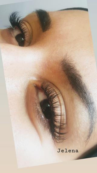 Salon de Manucure La maison du cil Conflans - extension de cils- microneedling- microblading 0