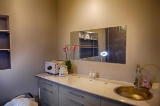 Salon de Manucure Eye & Brow 0