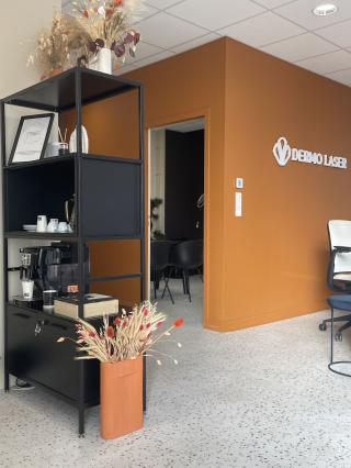 Salon de Manucure Centre Dermo Laser Montpellier - Epilation Laser & Définitive - Détatouage 0