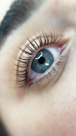 Salon de Manucure Clara's Eyes 0