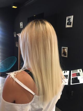 Salon de Manucure Nina Rive Gauche 0