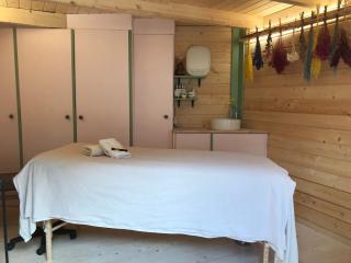 Salon de Manucure Studio de beauté naturelle Green Cosmos 0