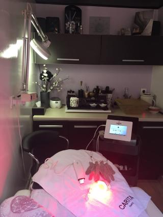 Salon de Manucure Déa Esthétique Institut de beauté à Fontainebleau 0