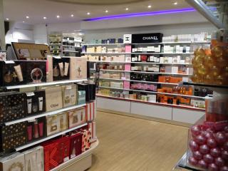 Salon de Manucure OZ'IRYS Parfumerie - Institut Senlis 0