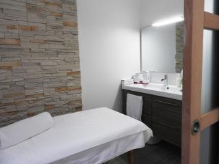 Salon de Manucure Le Melt Hair & Beauty 0