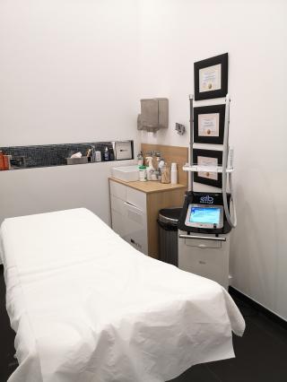 Salon de Manucure Epilation Définitive - DEPIL TECH TOURS 0