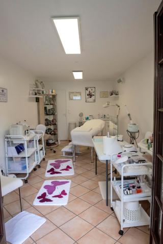 Salon de Manucure Esthéticienne - Salon Excelle Beauté 0