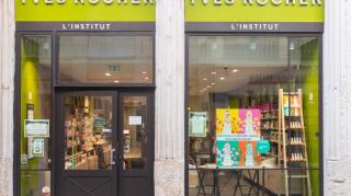 Salon de Manucure Yves Rocher 0