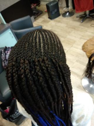 Salon de Manucure Fifi.tresses 0