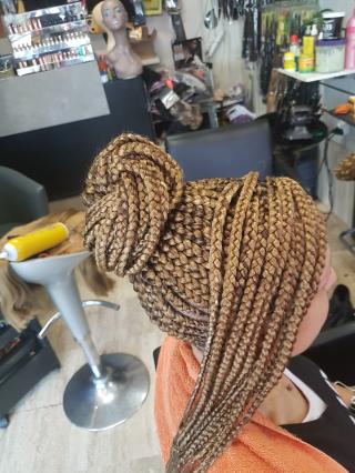 Salon de Manucure Fifi.tresses 0