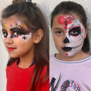 Salon de Manucure Côté-Chic Royan - Centre de Beauté - Bar à Ongles O.P.I 0