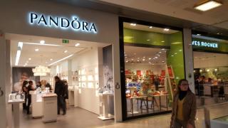 Salon de Manucure Yves Rocher 0