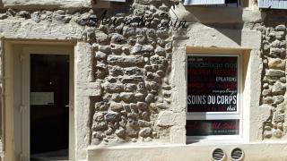 Salon de Manucure Au p’tit soin Institut de beauté 1