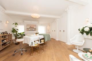 Salon de Manucure Ludivine Vitalie Facialist 0