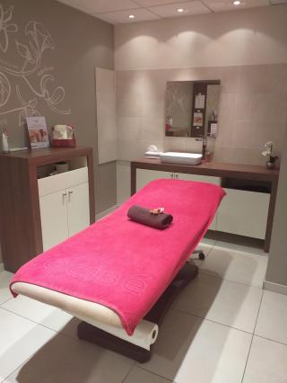 Salon de Manucure Nocibé - GUERET 0