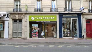 Salon de Manucure Yves Rocher 0