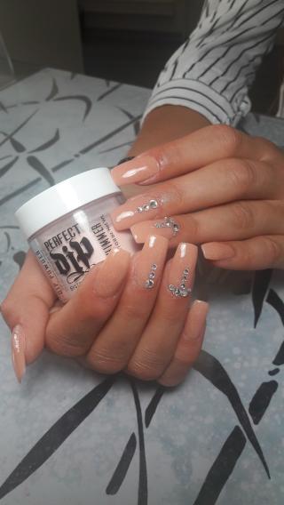 Salon de Manucure Ongles Louna 0