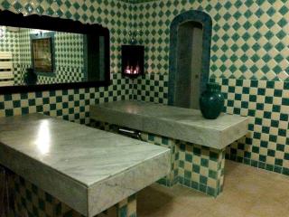 Salon de Manucure Les Bains de Cléopâtre 0