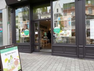 Salon de Manucure Yves Rocher 0