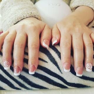 Salon de Manucure MyriamBeauty&Nails 0