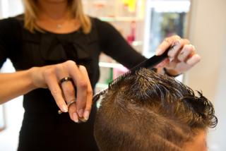 Salon de Manucure Glamour Coiffure 0