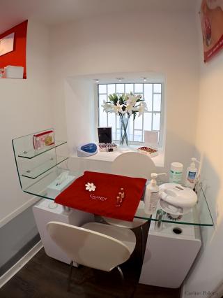 Salon de Manucure Institut Guinot 0