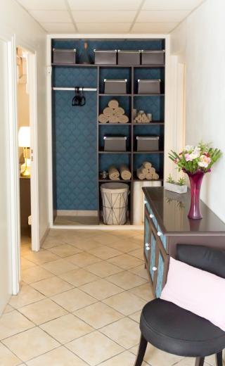 Salon de Manucure Les petits soins de Colombine 0