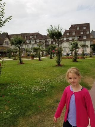 Salon de Manucure Dovilita 1