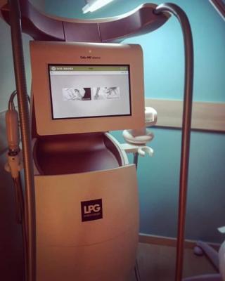 Salon de Manucure Yves Rocher 0