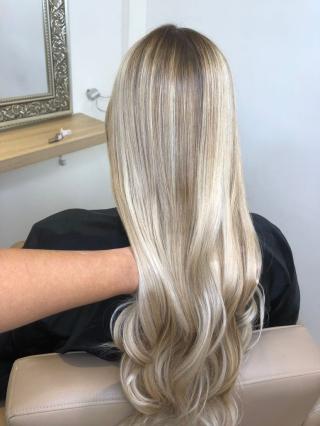 Salon de Manucure Bella Beauté 0