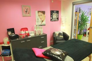 Salon de Manucure Institut Dans Un monde par fée 0