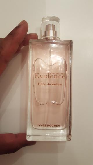 Salon de Manucure Yves Rocher 0